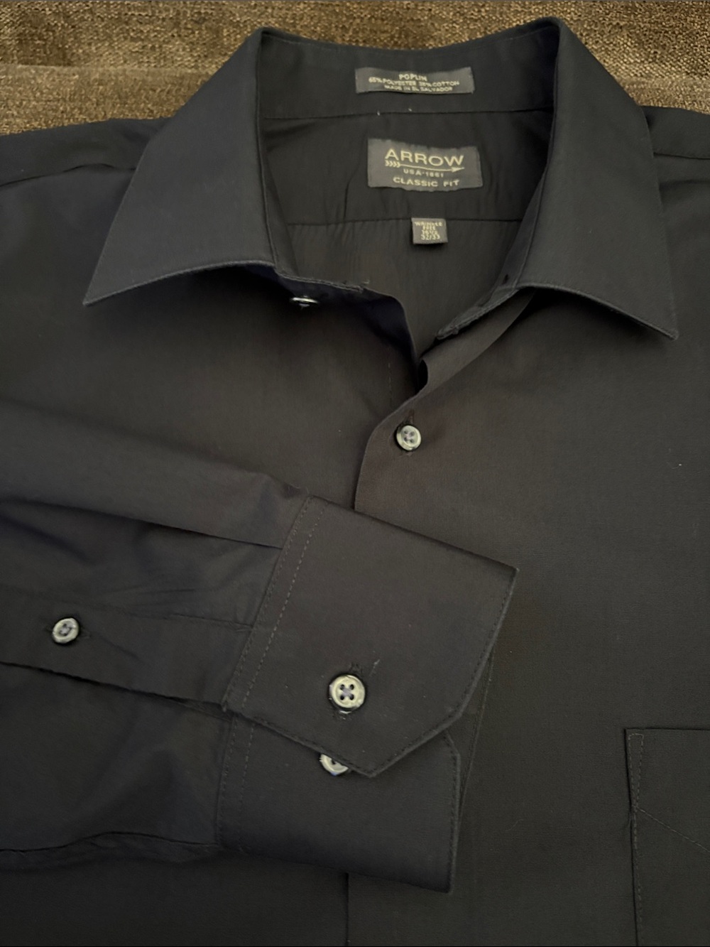 Arrow - Men's Black Long-Sleeve Dress Shirt - Classic Button-Up. Wrinkle Free